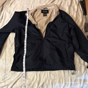 Sigma Beauty Women's Ski Jacket in Black and Cream